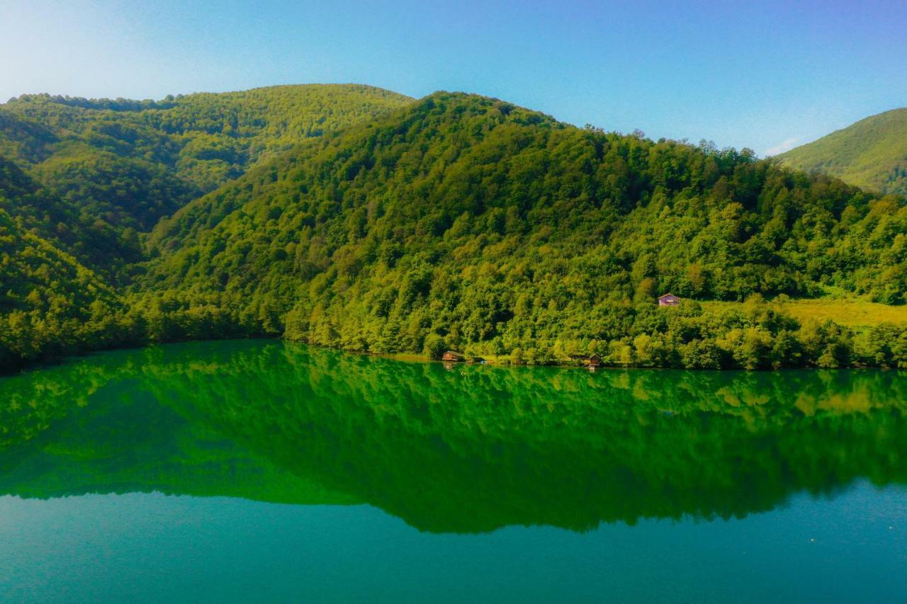 Lake House Krndija Hotell Jajce Eksteriør bilde