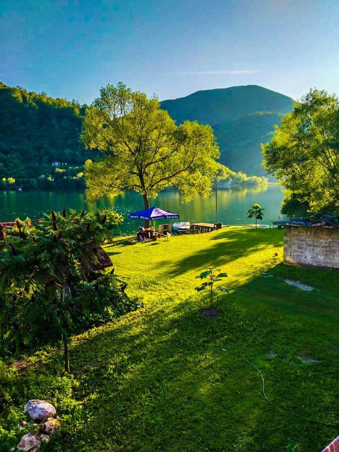 Lake House Krndija Hotell Jajce Eksteriør bilde